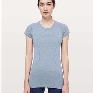 Lululemon Swiftly Tech Short Sleeve Crew - size 4